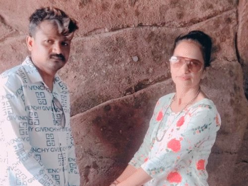 અમદાવાદ: પત્ની પર છરી હુમલો કરી ભાગેલા પતિએ ટ્રેન નીચે કૂદીને જીવ ગુમાવ્યો