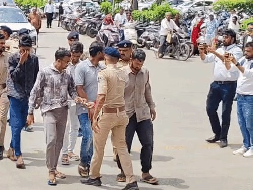 ભાયલી ગેંગરેપ કેસ: પાંચેય આરોપીઓને આજીવન કેદ, પોક્સો કોર્ટનો ચુકાદો