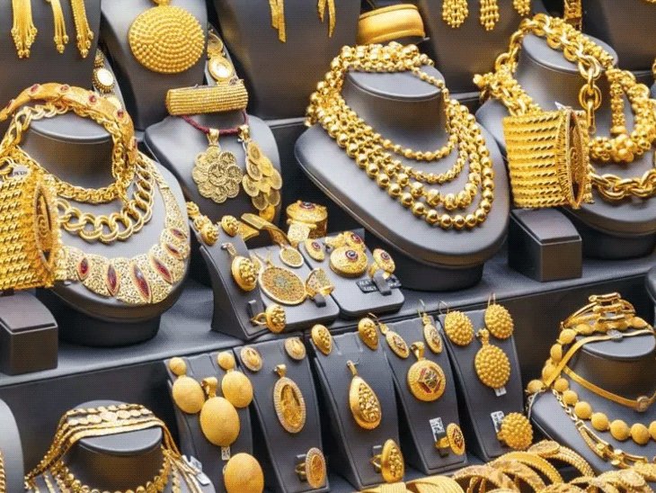 સોનું ₹190 વધીને ₹1.62 લાખ, ચાંદી ₹1,945 સસ્તી; કેરેટવાર ભાવ જાણો