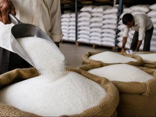 ખાંડના ભાવમાં 18%નો ઘટાડો: મીલ ભાવ ₹55 પર, છૂટક બજારમાં જલ્દી રાહત